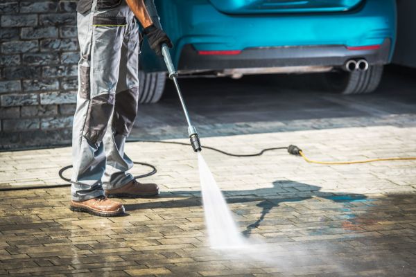 Cost of Driveway Pressure Washing in Portland