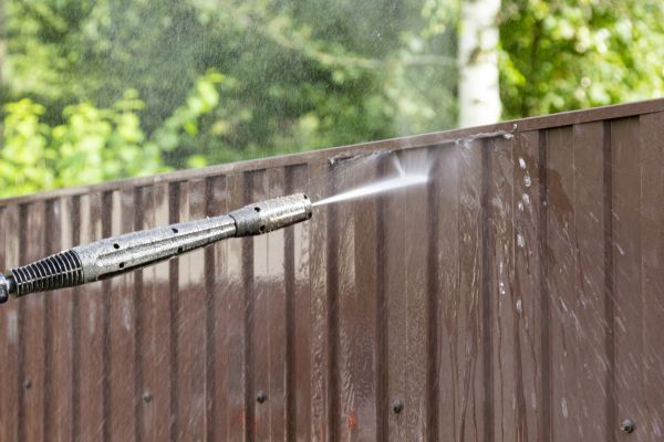 Cost of Vinyl Fence Cleaning in Portland