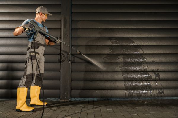 Cost of Garage Pressure Washing in Portland