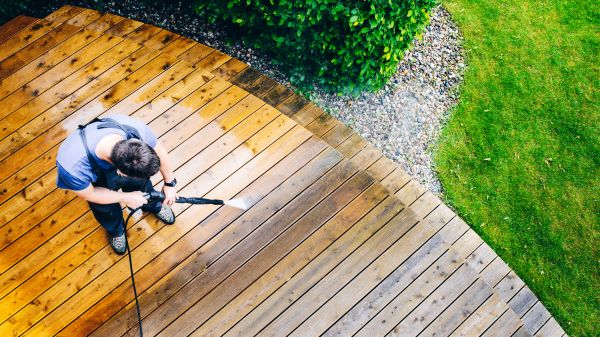 Cost of Deck Pressure Cleaning in Portland