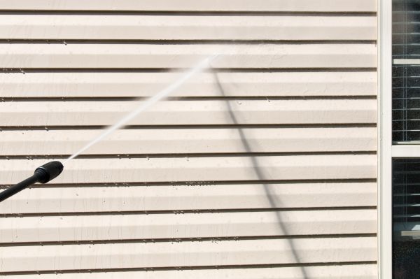 Cost of Apartment Power Washing in Portland