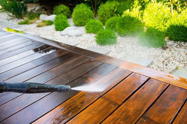 Cost of Deck Cleaning in Portland